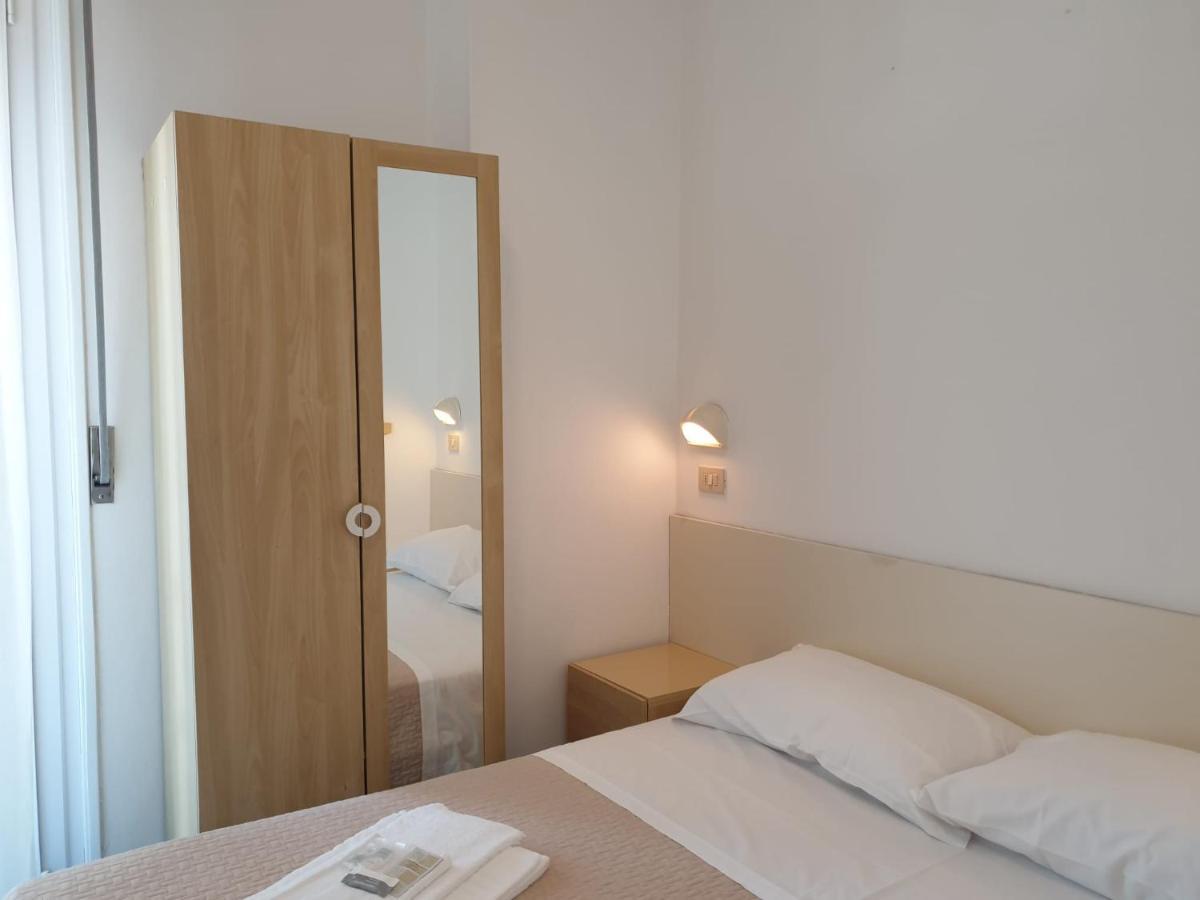 Hotel Baden Baden Rimini Eksteriør billede
