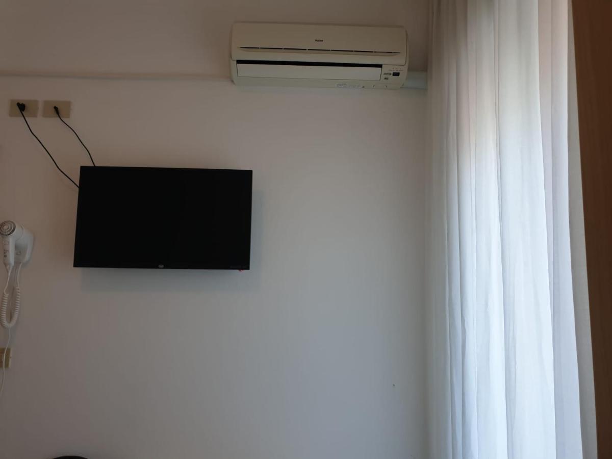 Hotel Baden Baden Rimini Eksteriør billede